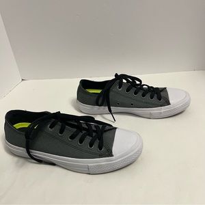 CONVERSE CHUCK TAYLOR II WITH LUNARLON LEATHER SHOES WOMAN’s 8 OR MEN’s 6